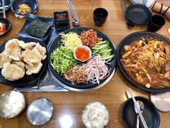 -韩屋韩国料理(天山路店)