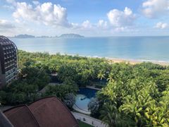 -三亚湾海居铂尔曼度假酒店