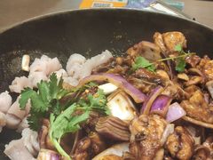 -胡须佬鸡煲四季火锅店(石厦西村直营店)