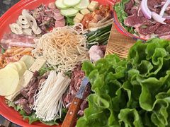-陈叉子钢盆烤肉(中原万达店)