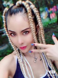-时尚殿堂明星门店