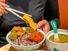 -老乡鸡(上海白玉兰广场店)
