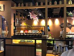 -呷哺呷哺(万达新世界店)