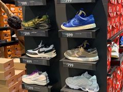 -NIKE上海青浦优选体验店