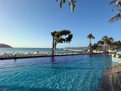 -亚龙湾中心广场