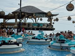 -FINNS Beach Club