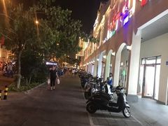 -解放路步行街                