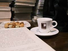 -斯多格书乡(北京大学畅春园店)