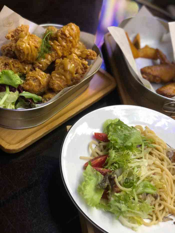 艾薯aysh(龙岗cocopark店)-"艾薯的薯条真的是好吃但是要配多点蜂蜜芥