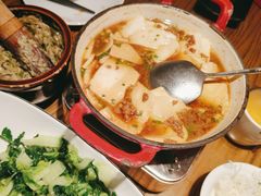 -爱碗亭·鲜炒湖南菜(壹城中心店)