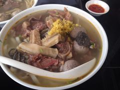 牛杂加牛丸粿条-华威达牛庄(黄埔大道西店)