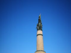 -人民防洪胜利纪念塔