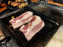 厚切五花肉-伍丁·烤牛肋(和平东桥店)
