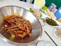 -张大师鸭爪爪特色干锅(南湖店)
