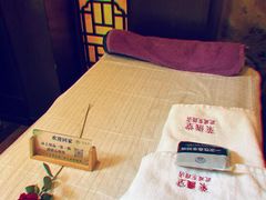 -莱仪堂艾灸经络养生馆(武威东路店)