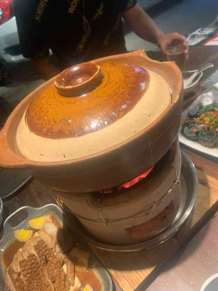 通记港式地摊打边炉(沈阳总店)-"真的了,要不是我老公带我来,我都不