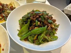 辣椒炒肉-俏湘厨•地道湘菜(建华南路店)