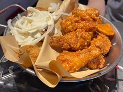 炸鸡一半一半-富乐满韩国正宗炸鸡韩国料理(虹泉路店)