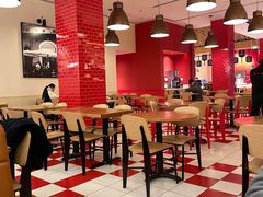 -城市大道红炉披萨烘焙坊