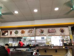 -燊意布拉肠云吞面(中山四路店)