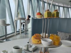-广州塔卢特斯法国旋转餐厅