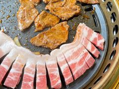 -三国惹火烤肉·中日韩烤肉集合店(百草路店)