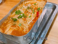 -胡同小馆(新威路店)
