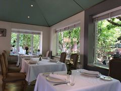 靠窗位-蝶舍·MAISON PAPILLON