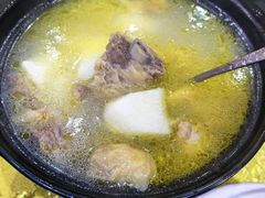 -三锅莊·牦牛肉火锅·香格里拉特色藏餐宴请餐厅(昆明创始店)