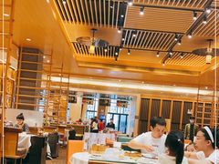 大堂-稻香酒家·34年老字号·港式粤菜(汉街店)