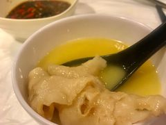 -鲜入围煮花胶鸡海鲜火锅