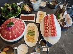-德天肥牛海鲜火锅(城西银泰店)