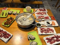 -养牛邓·潮汕牛肉海鲜自助火锅(广州店)