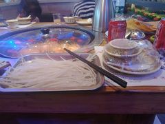 -山河屯铁锅炖鲜鹅·东北菜(开发区一店)