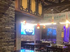 大堂-饭桌故事·血鸭湘(荣宝华店)