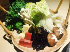 -余欢领鲜火锅(新街口店)