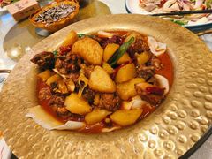 新疆大盘鸡-新粤新疆菜清真餐厅(拱北店)