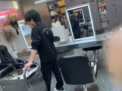 -川和潮人