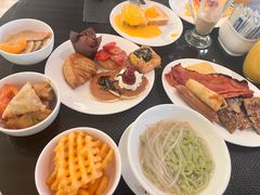 -圣丰索菲特·2 On 988 Café 自助餐厅