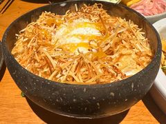 泡鲁达配椰子冰淇淋-SHAN山(前滩太古里店)