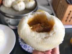 蟹黄小笼包-静海楼(学田店)