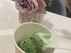 开心果冰淇淋-潮一不贰·法式甜品·生日蛋糕·西式简餐(外滩店)