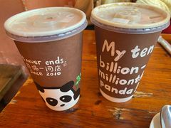 -熊猫一间店欧式奶茶铺