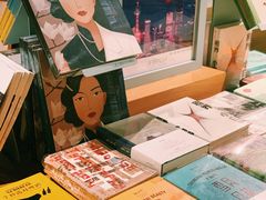 -新华文创·光的空间