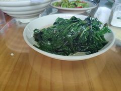 -芦茨金富饭庄·25年老字号·专做稻草鸡