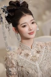 -艾米丽婚纱礼服