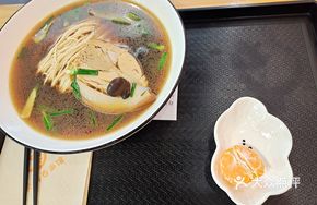 Braised Eel Paste with Pork Noodles
