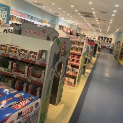 -爱婴室(上海浦建路店)