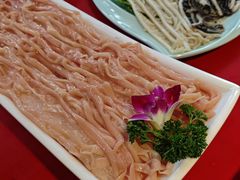 -二荆条·蜀鲜汇城市森林火锅