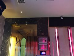 -温莎KTV(珠江路店)